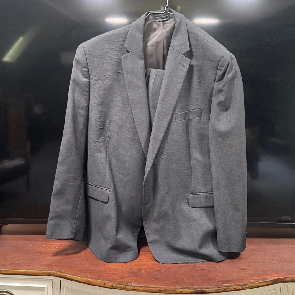 Lauren Ralph Lauren Charcoal suit. 50R. Pants 42x30 - Picture 1 of 4